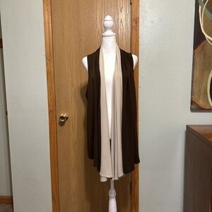 Susan Graver Medium Solid Brown & Tan Sleeveless Open-Front Draped Top - EUC